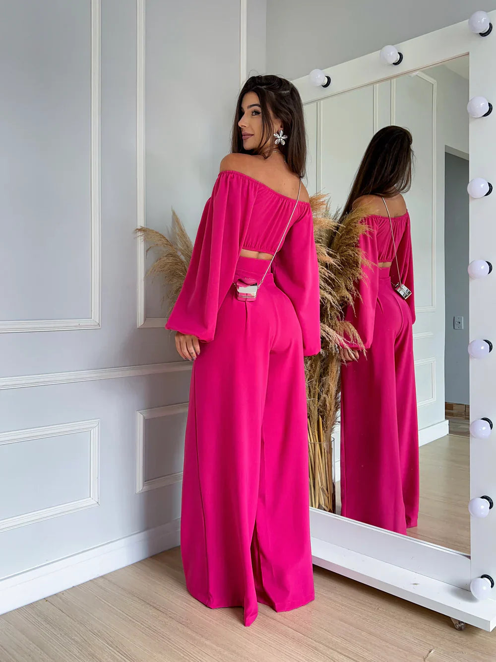 Paula - Conjunto elegante moderno