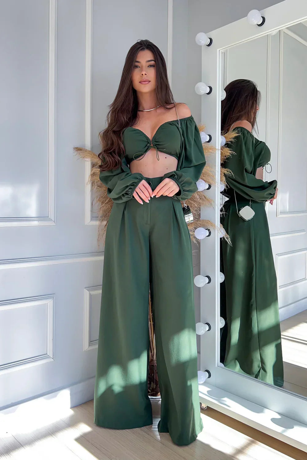 Paula - Conjunto elegante moderno