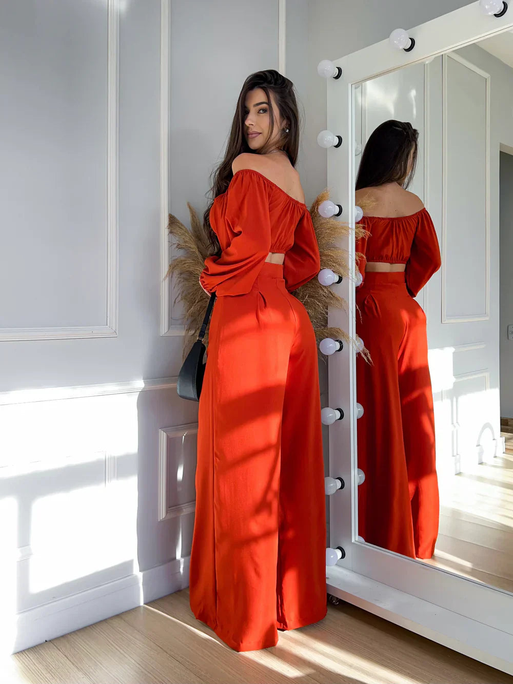 Paula - Conjunto elegante moderno